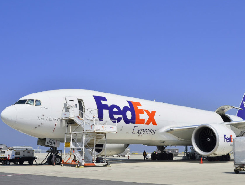 FedEx Board Member Selected as New Postmaster General