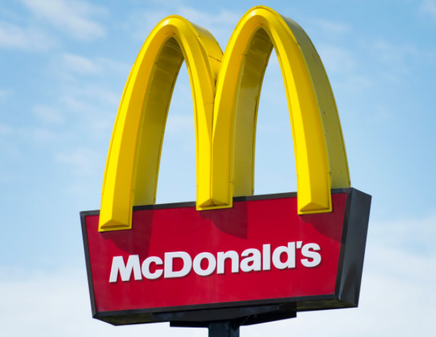 マクドナルドの求人システムに6,400万件個人情報流出につながる脆弱性