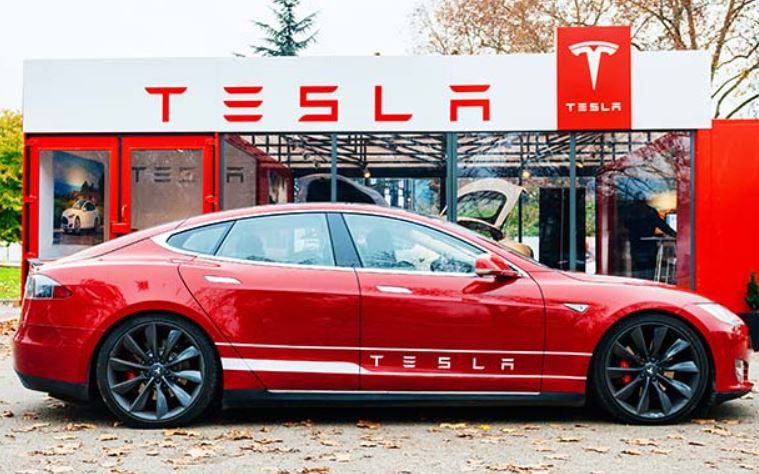 JMP’s Osha breaks down Tesla upgrade,Q3 earnings results
