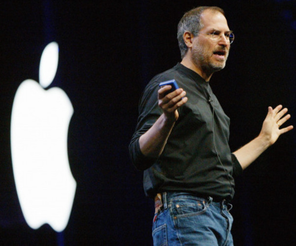 ジョニー・アイブ氏、OpenAIと開発中のAIデバイスの鍵は「複雑なものをそぎ落とすシンプルさ」と語る